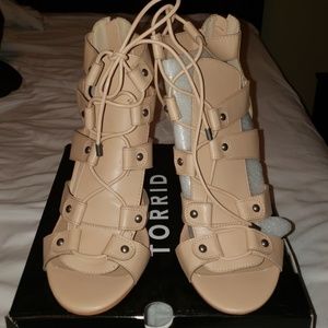 Torrid Nude/Blush Lace Up Stacked Heel Brand New